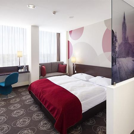 Webers - Das Hotel Im Ruhrturm Эссен Номер фото