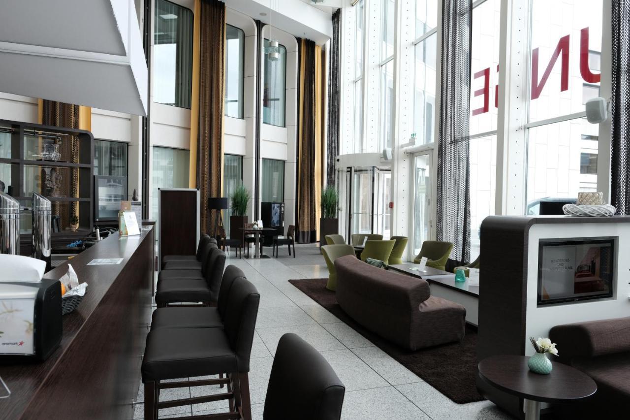 Webers - Das Hotel Im Ruhrturm Эссен Экстерьер фото